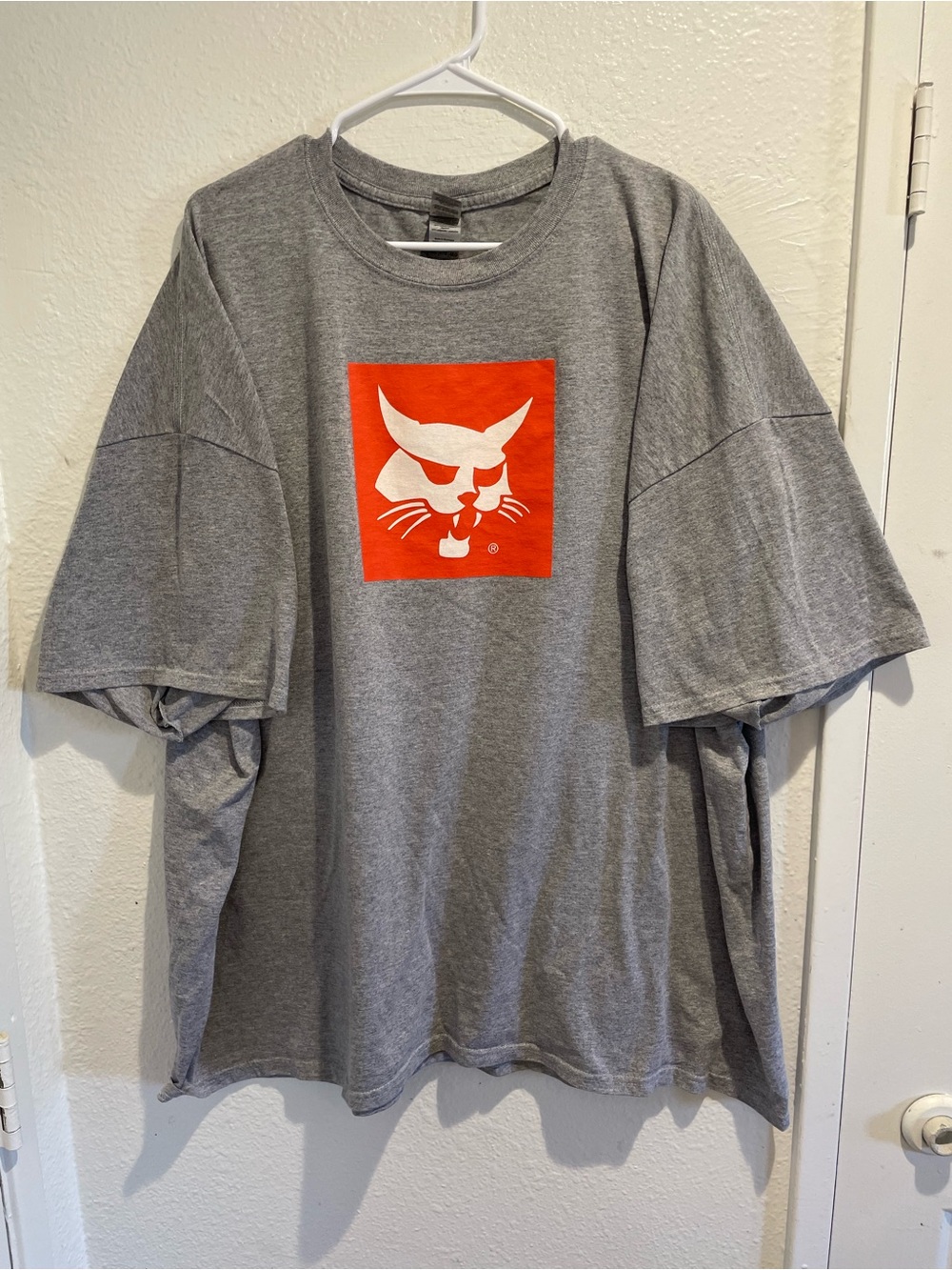 Gildan DryBlend Bobcat Equipment Company Logo T-Shirt Gray Men's 4XL Big & Tall